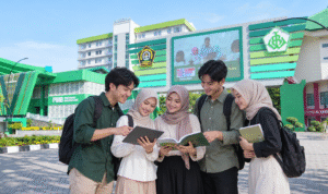 Collaborative Students at UNISSULA Campus